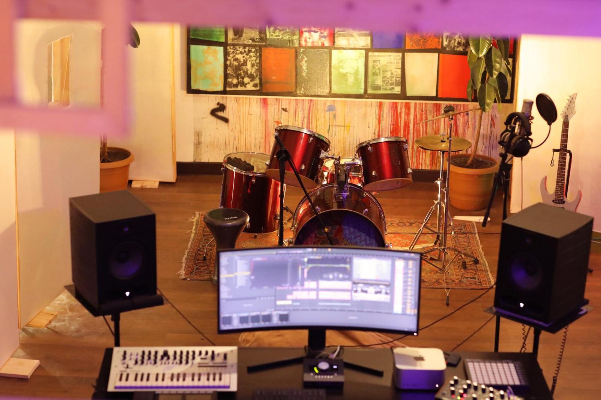 Cosy Studio With Beautiful Garden Jereván Kültér fotó